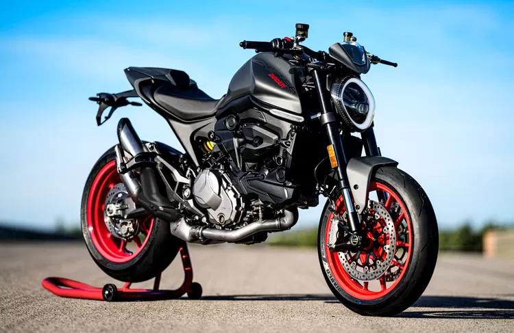 Ducati monster shop 950